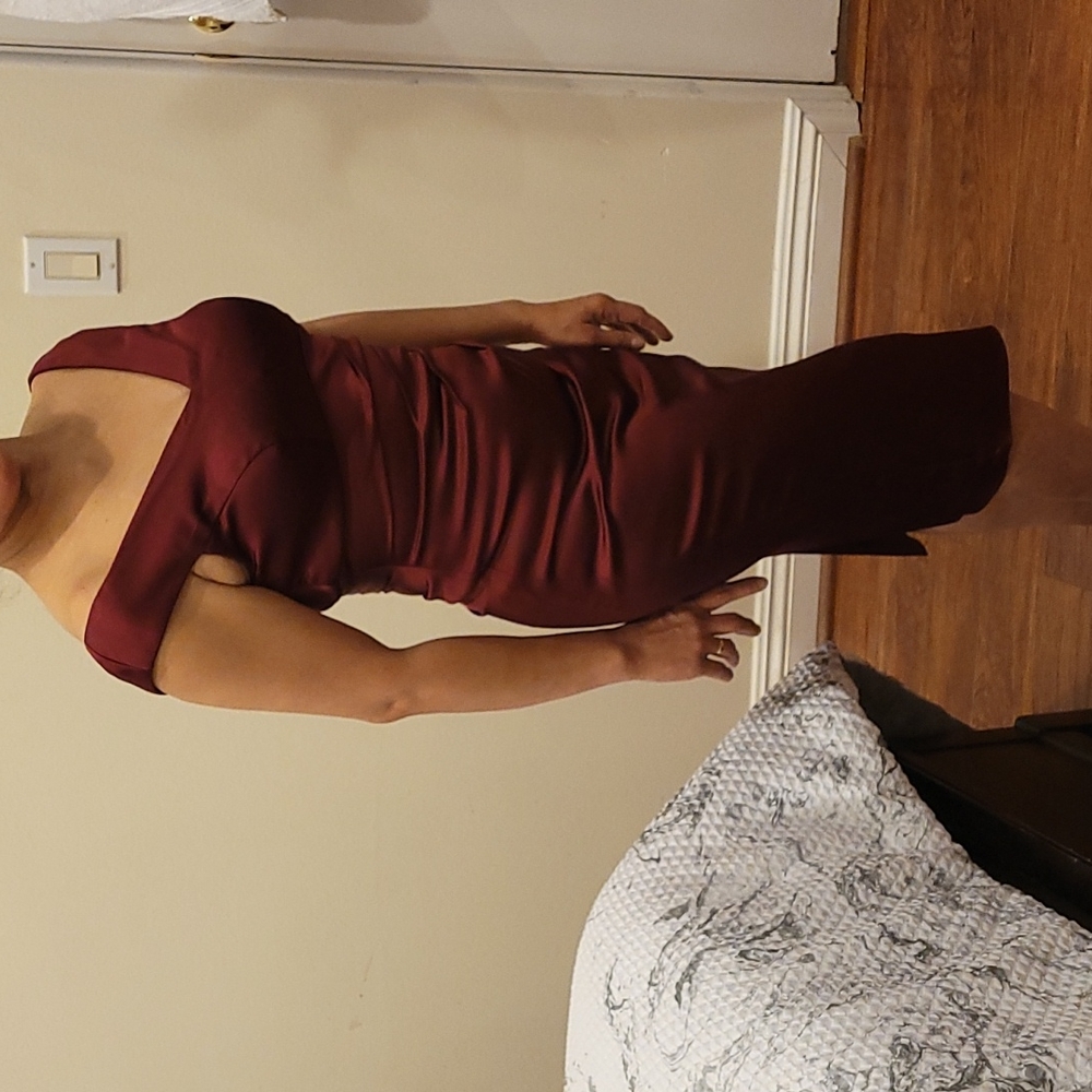 XSCAPE Red off-shoulder cocktail dress